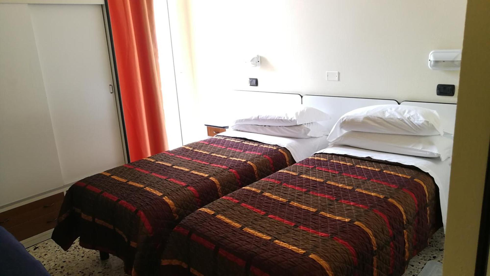 Alaska Rimini Room photo